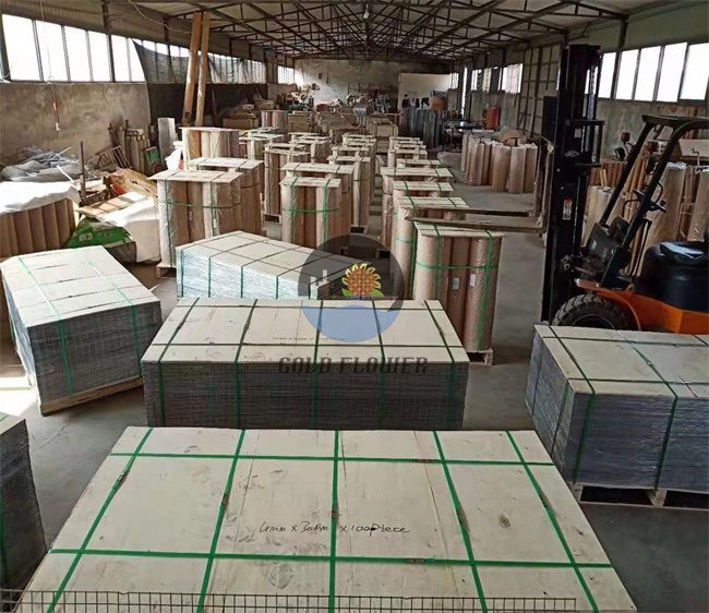 cheap diamond shape wire mesh fence