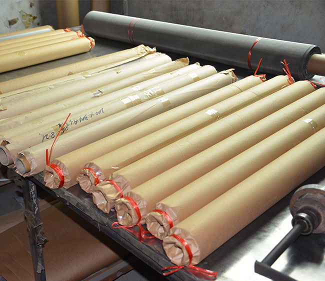 high quality gate for wire mesh fence